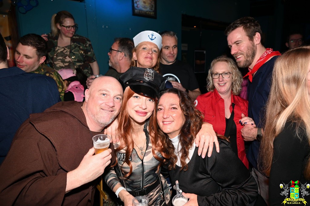 ../Images/Maandagavond carnaval 2026 137.jpg